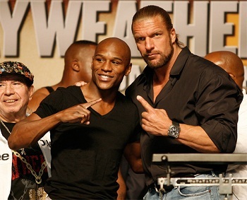 Mayweather-and-HHH.jpg