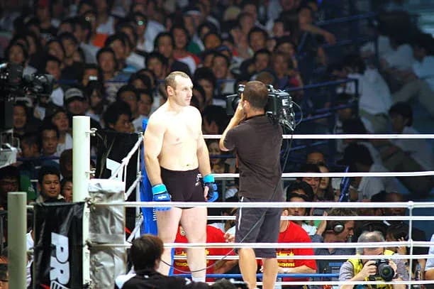 Igor Vovchanchyn versus Mark Kerr