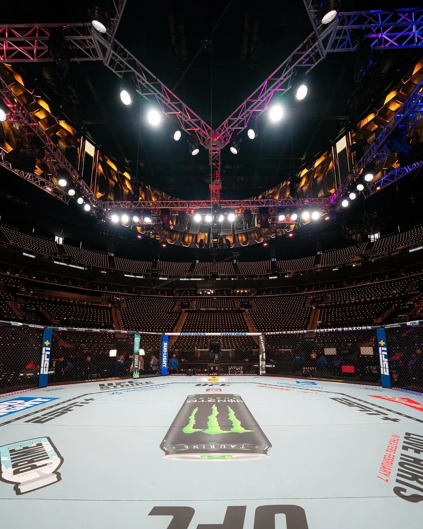 UFC Vegas 105's bout order was recently bolstered.