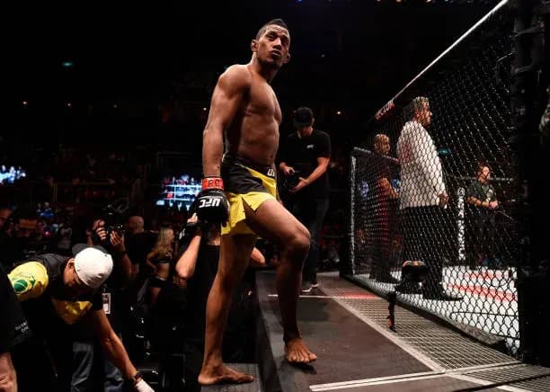 Iuri Alcantara set to fight Alejandro Perez