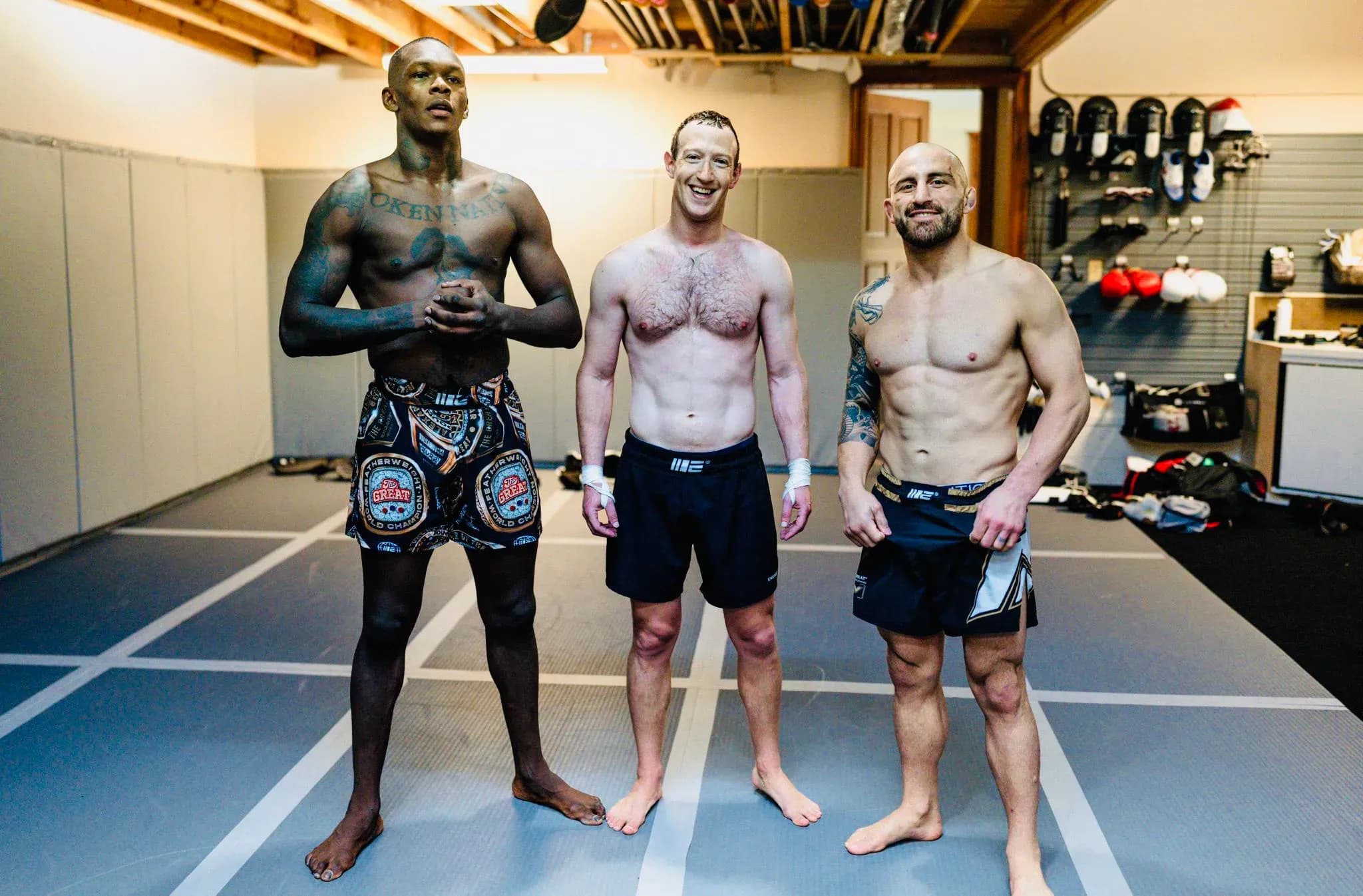 Mark Zuckerberg training with Israel Adesanya and Alexander Volkanovski