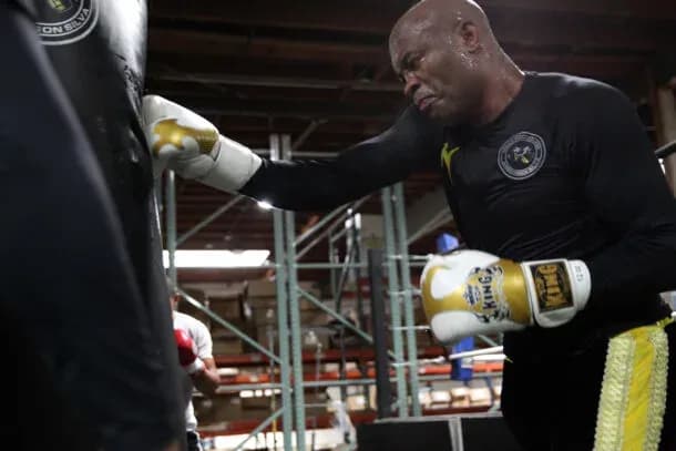Anderson Silva vs Tito Ortiz