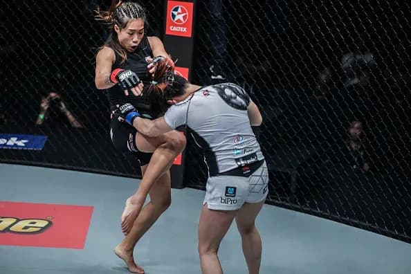 Angela lee