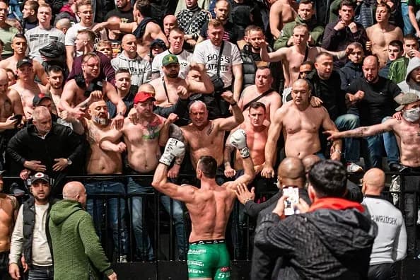 Arek-Wrzosek-Badr-hari-glory-80-1