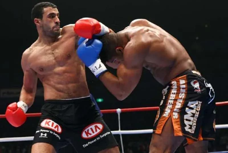 Badr Hari Knockout Alistair overeem kickboxing
