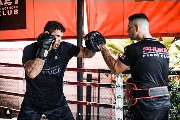 Buchecha Trains in Thailand