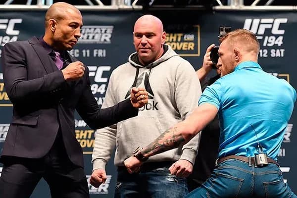 Jose Aldo vs. Conor McGregor staredown