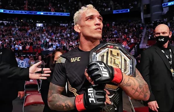 Charles Oliveira vs. Dustin Poirier