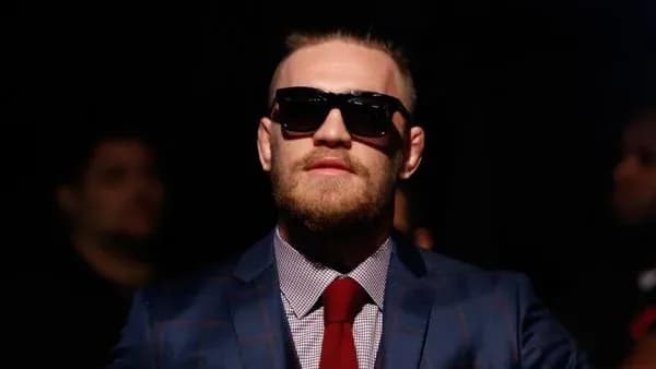 Conor McGregor vs Diego Brandao