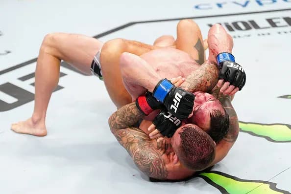 Dustin Poirier Rear Naked Chokes Michael Chandler at UFC 281