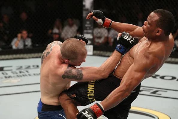 Alex Oliveira