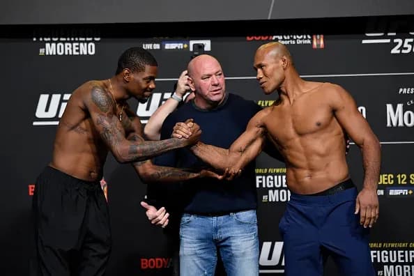 UFC 256