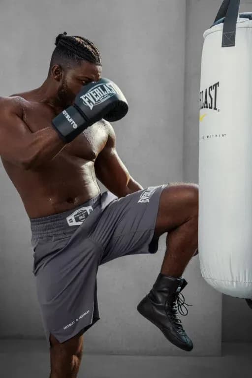 Hotsuit and Everlast