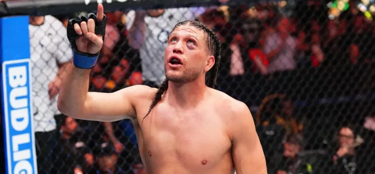 Brian Ortega taps out Yair Rodriguez