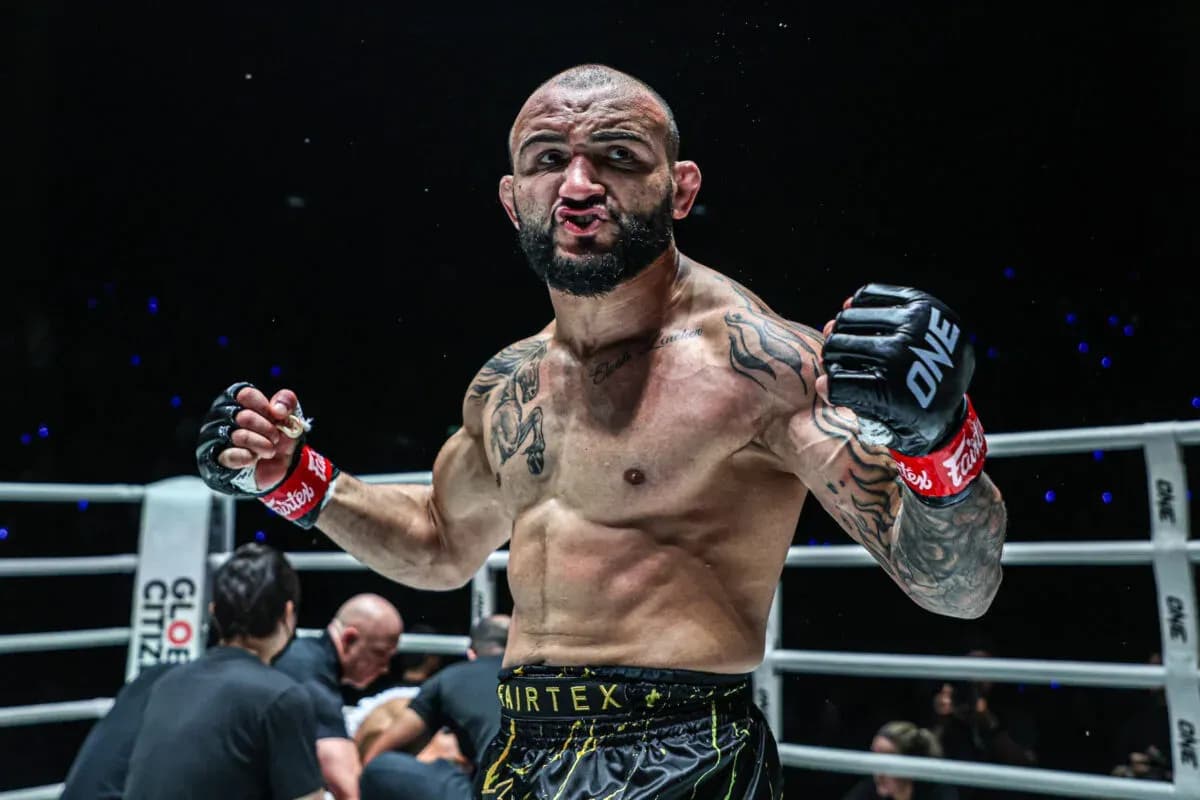 ONE 172 - Lineker set to excite