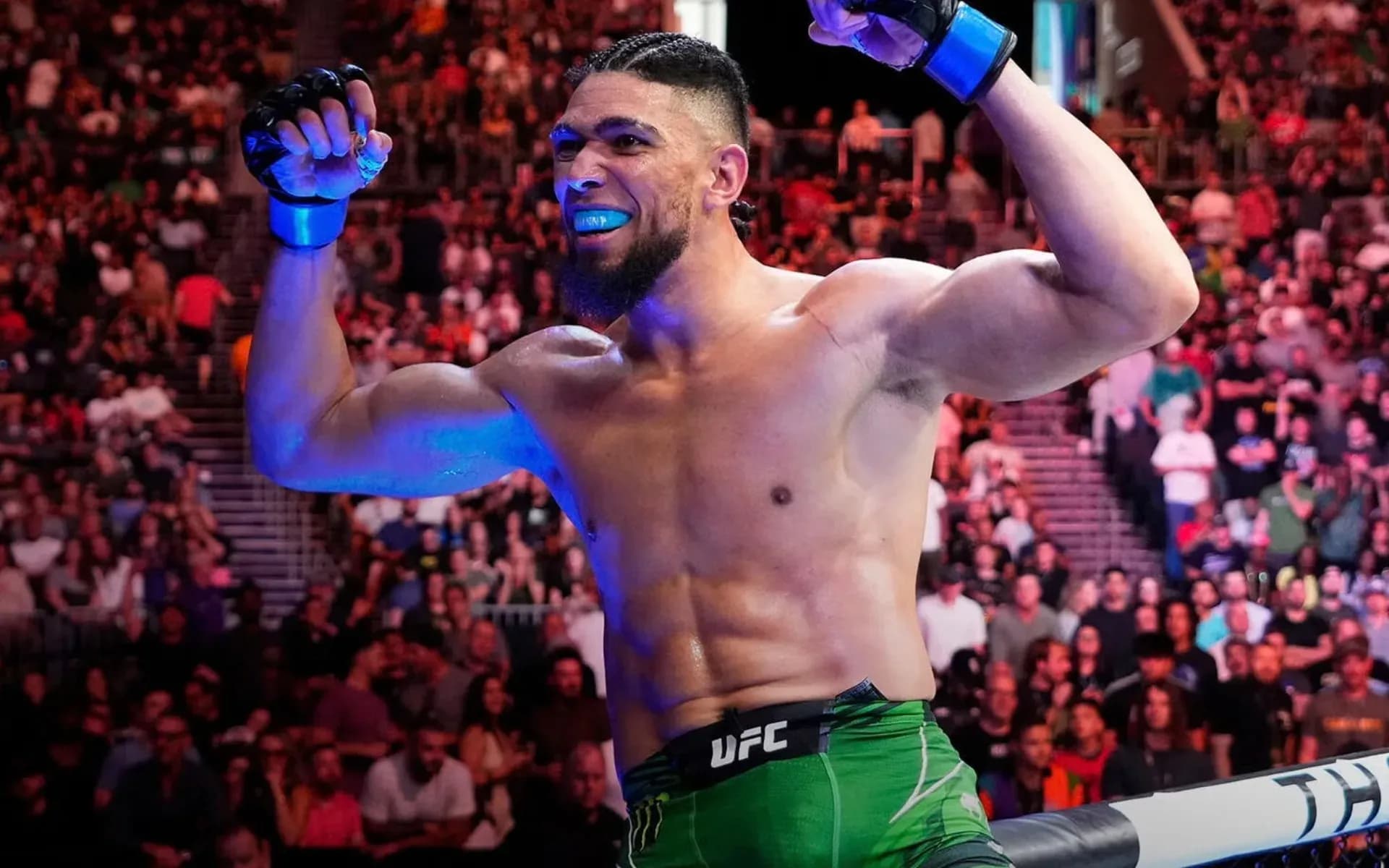 Johnny Walker is looking to make a mark in the UFC heavyweight division. 