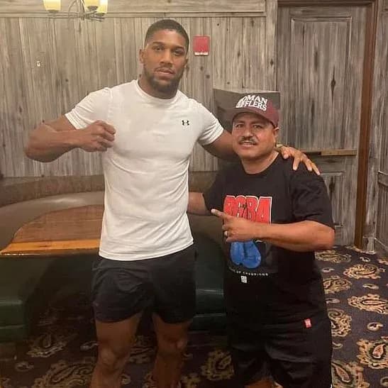 Anthony Joshua and Robert Garcia