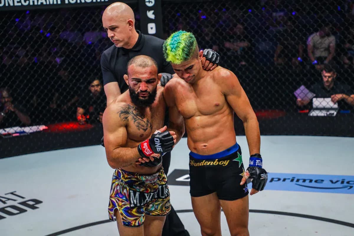 John Lineker and Frabricio Andrade embrace after One on Prime Video 3