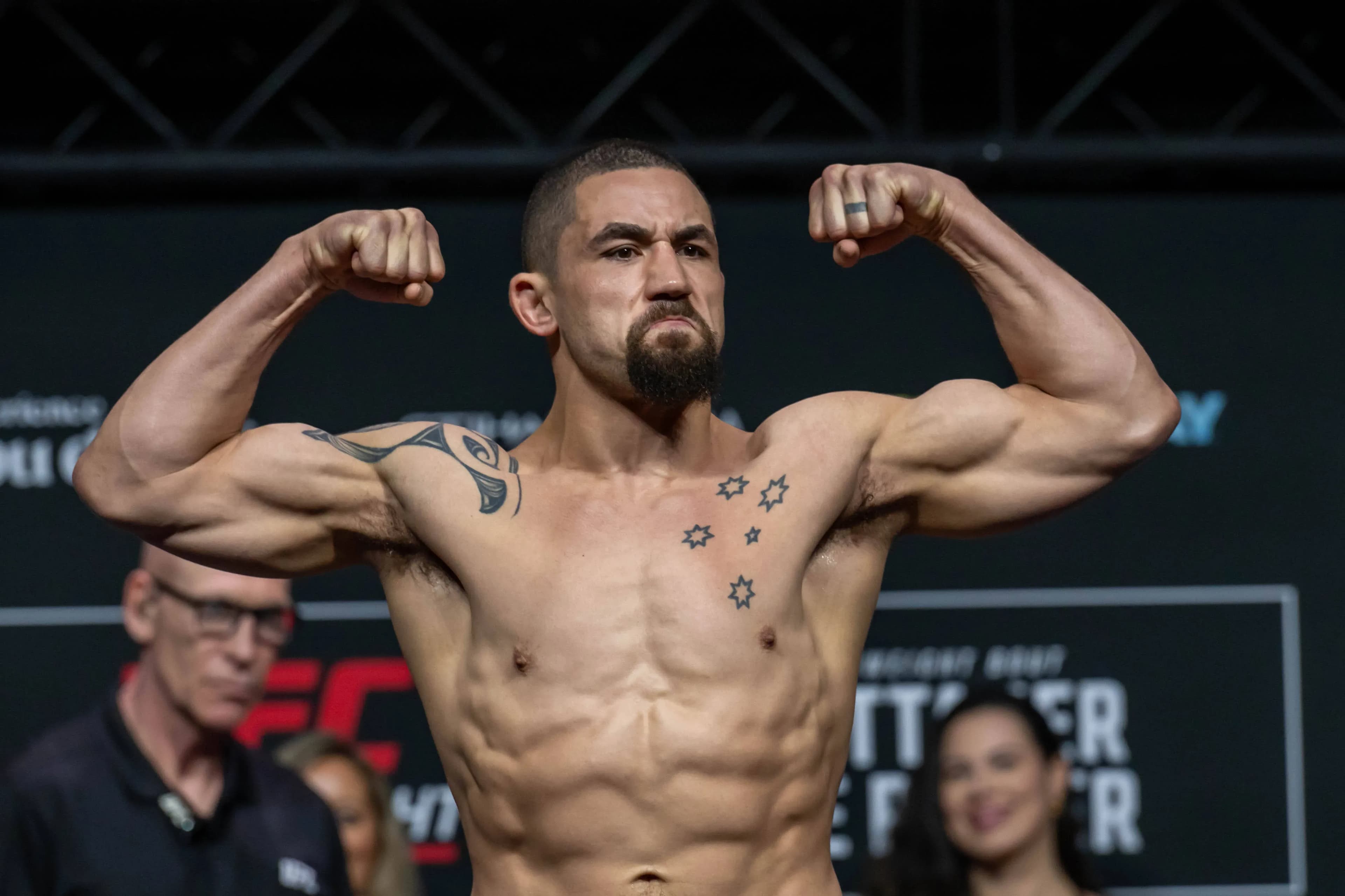 Robert Whittaker weighing in
