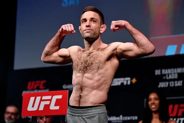 Dan Ige vs. Ryan Hall