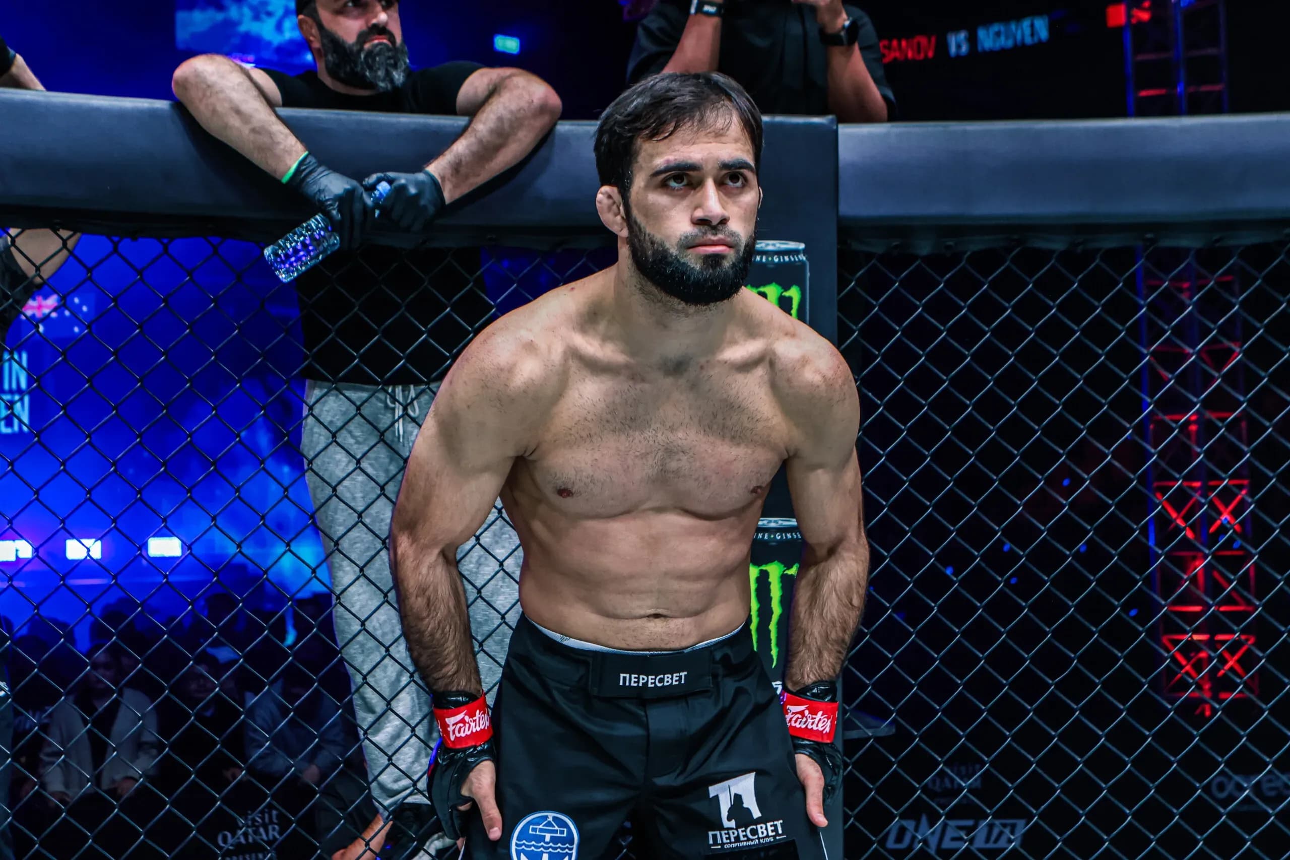 Russian MMA fighter Shamil Gasanov bows inside the Circle