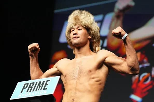 Shavkat Rakmonov Weighs-In at UFC 285