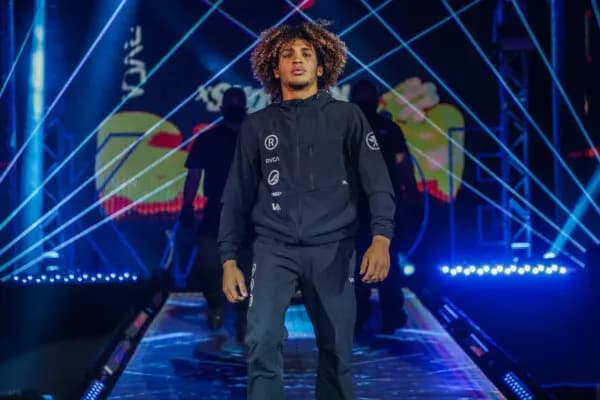 Kade Ruotolo Walking to the ONE Cage