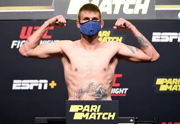 UFC 255