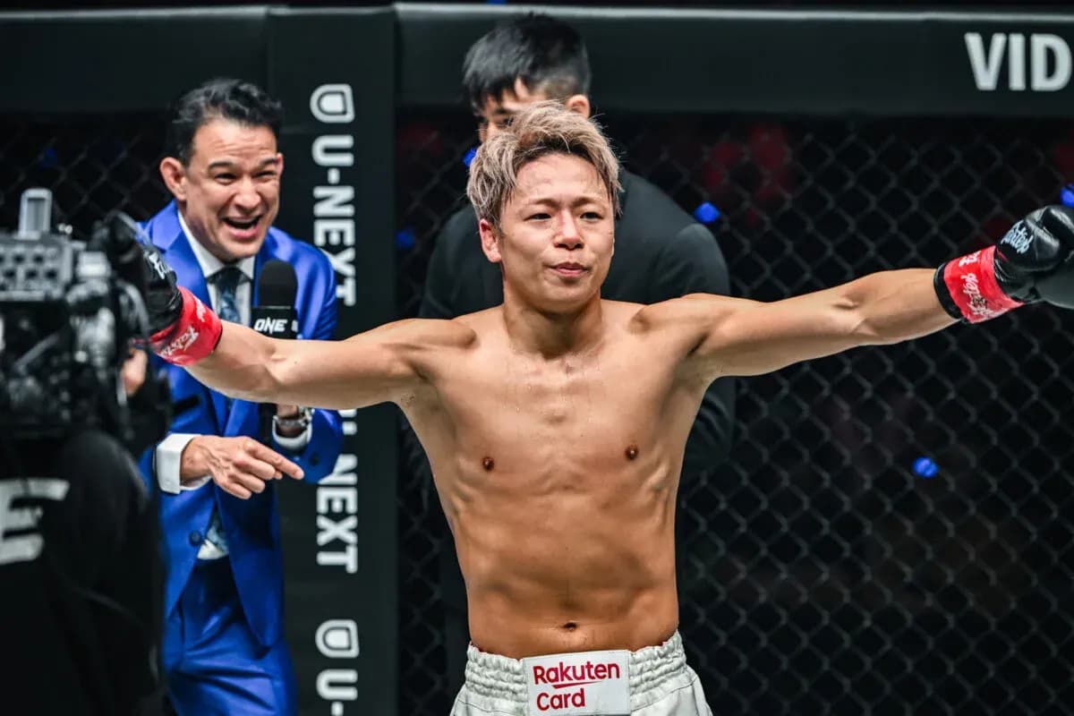 Takeru Segawa celebrates his win in the Circle at ONE 173