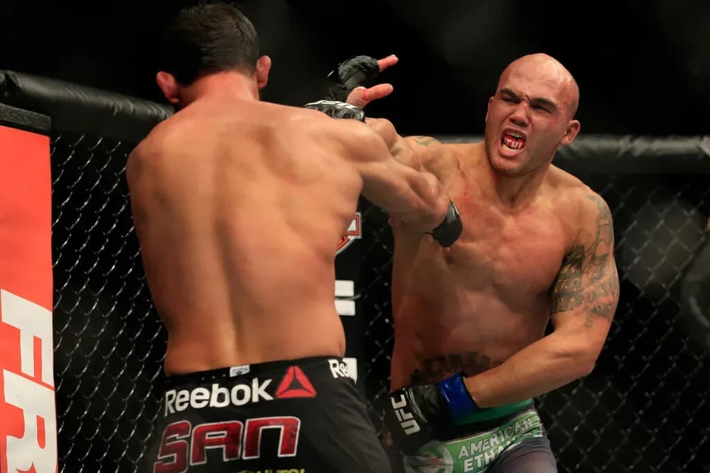 UFC 181 - Johny Hendricks v Robbie Lawler