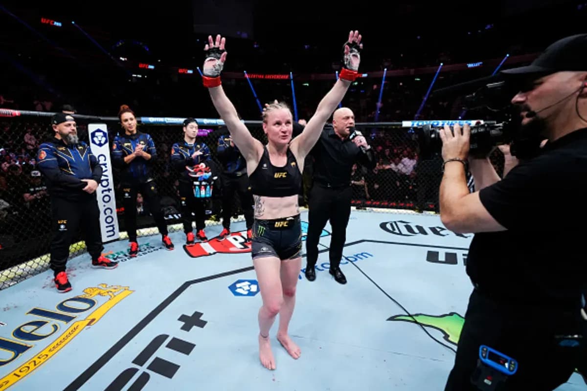 Valentina asks for an immediate rematch following UFC 285