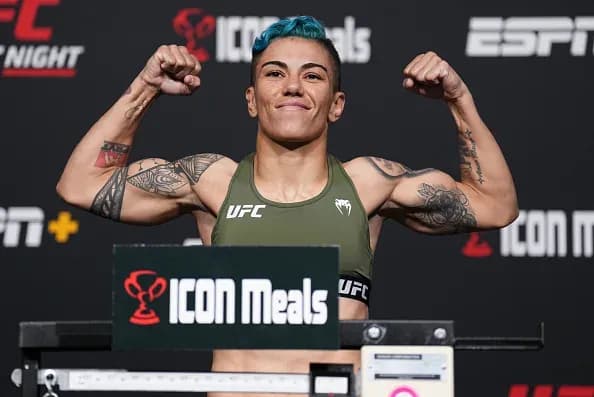 Amanda Lemos vs Jessica Andrade