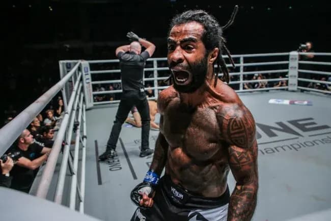 Cosmo Alexandre