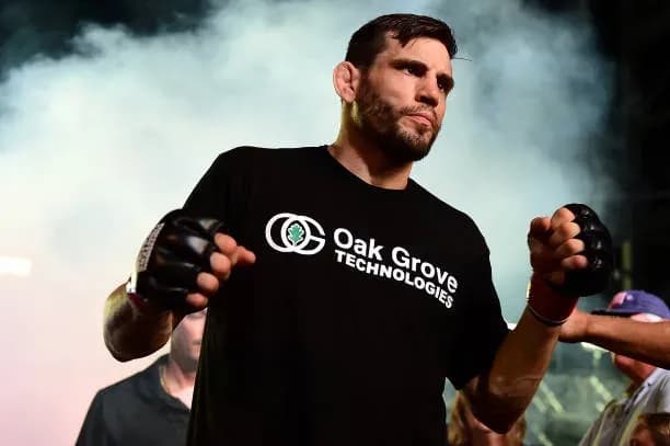 Bellator 220