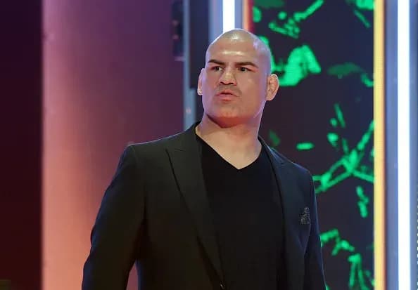 Cain Velasquez