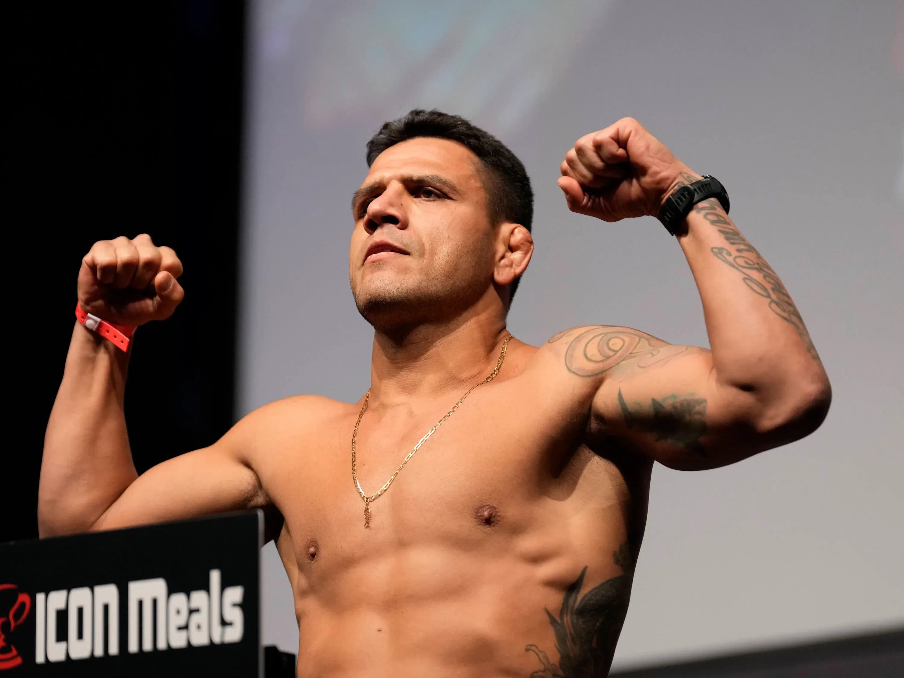 Rafael dos Anjos