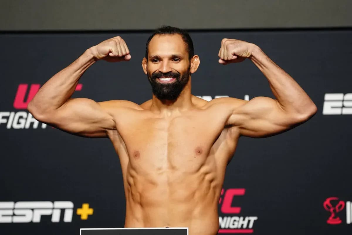 Unorthodox Fighters in MMA- UFC Houston's Michel Pereira.