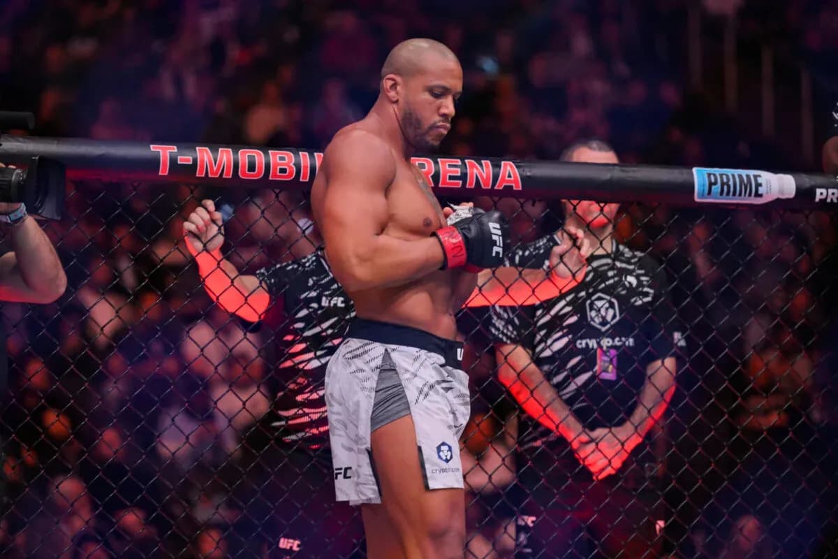 Ciryl Gane, looking to spring one in a series of possible UFC 321 upsets Saturday.