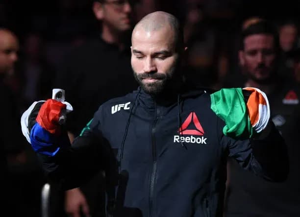 Artem Lobov