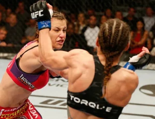 Video: Miesha Tate vs Liz Carmouche