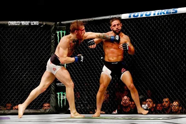 Conor McGregor vs Chad Mendes UFC 189