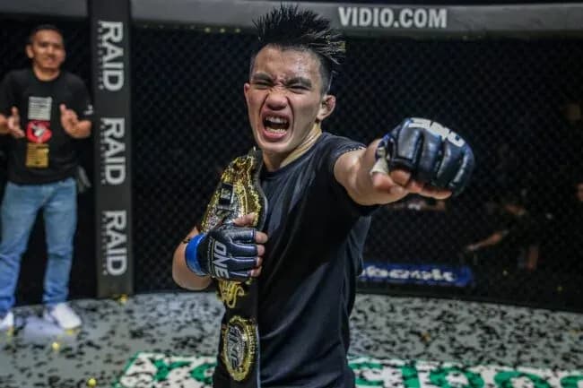 Joshua Pacio with the ONE Championship belt