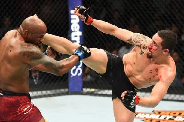 Robert Whittaker and Yoel Romero went to war at UFC 225
