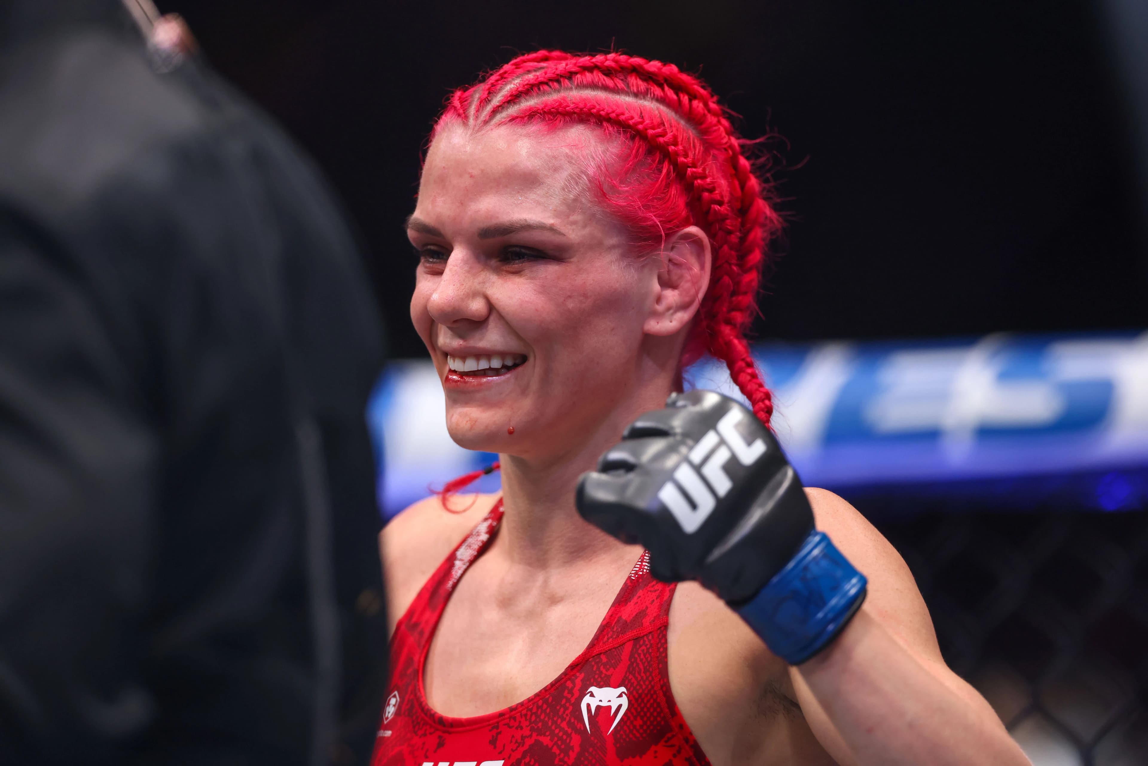 UFC Strawweight Gillian Robertson
