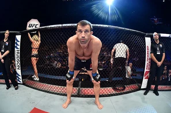 Rockhold Costa