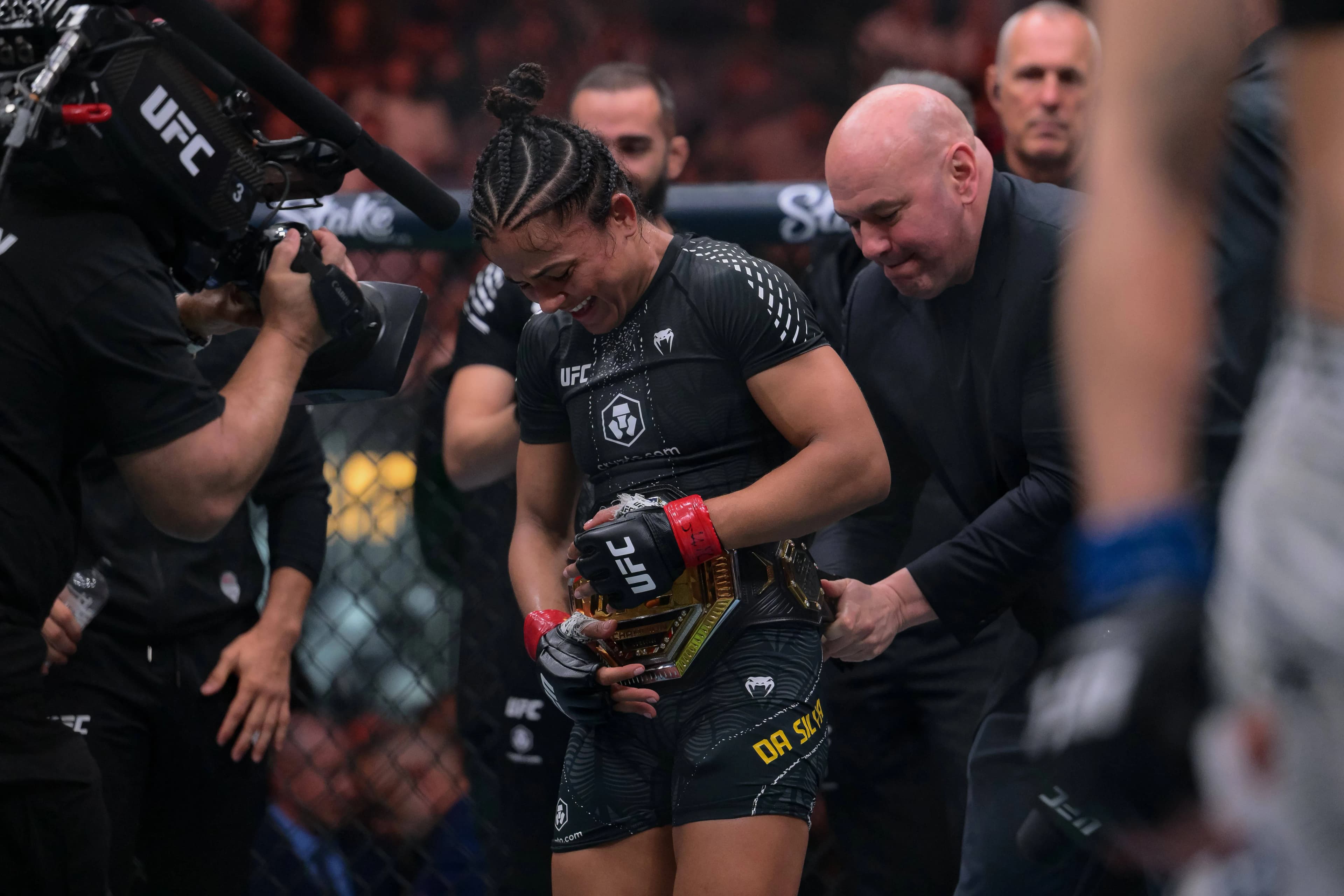 Natalia Silva holds the UFC belt