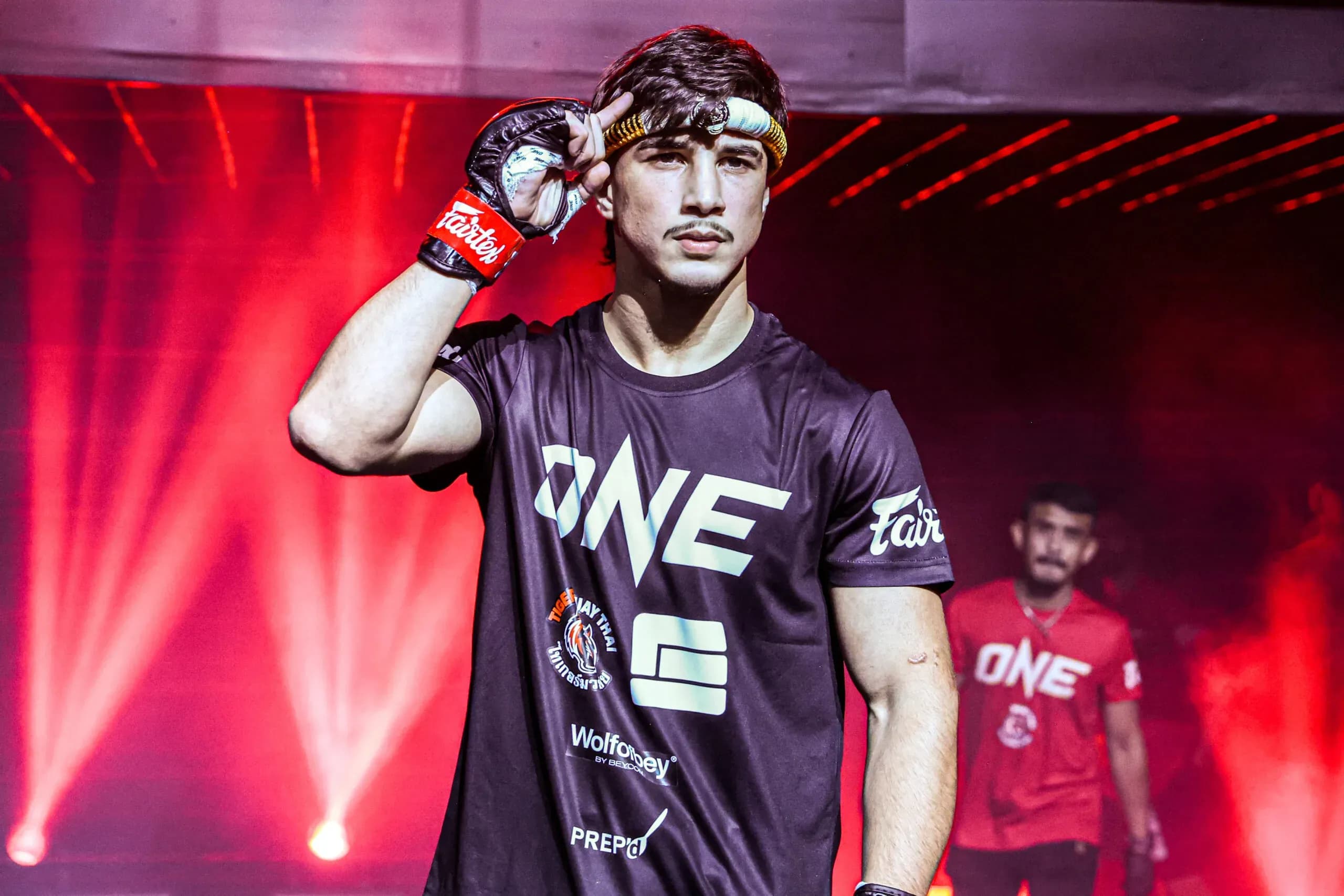 Lebanese teen Muay Thai fighter Ramadan Ondash makes his entrance