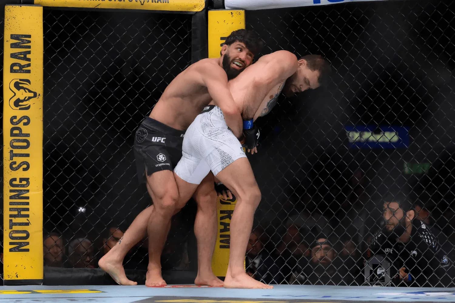 ARMAN TSARUKYAN defeated MAURICIO RUFFY by KO (elbows) at 4:56 of Round 1 during UFC 331