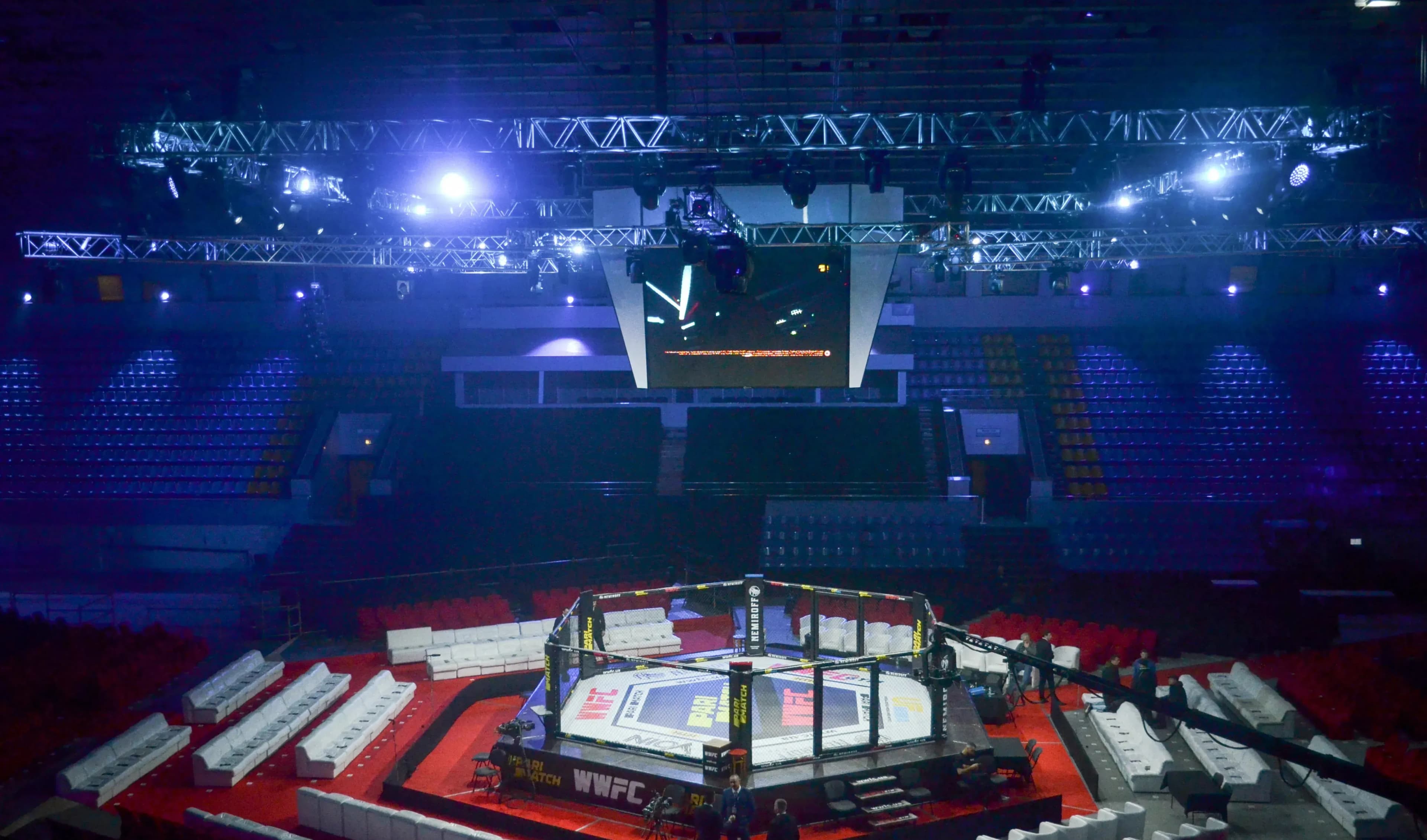 MMA Cage