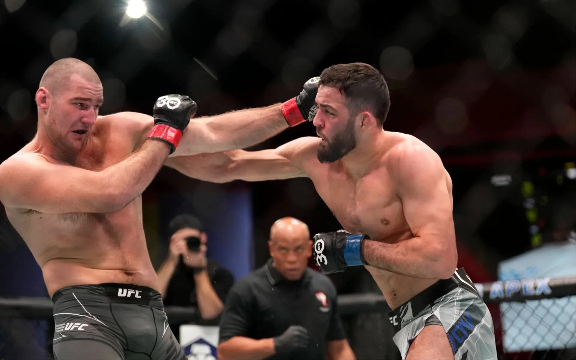 nassourdine-imavov-vs-sean-strickland